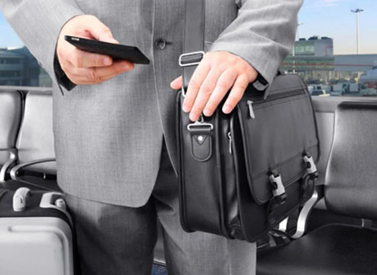 El "lado B" de los viajes de negocios: el 63% los considera una carga para su vida personal