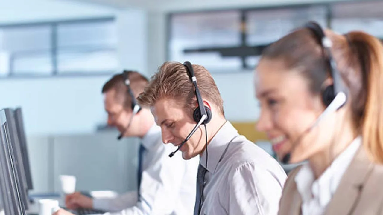 Inteligencia artificial: ¿cómo transforma a los centros de contacto con el cliente?