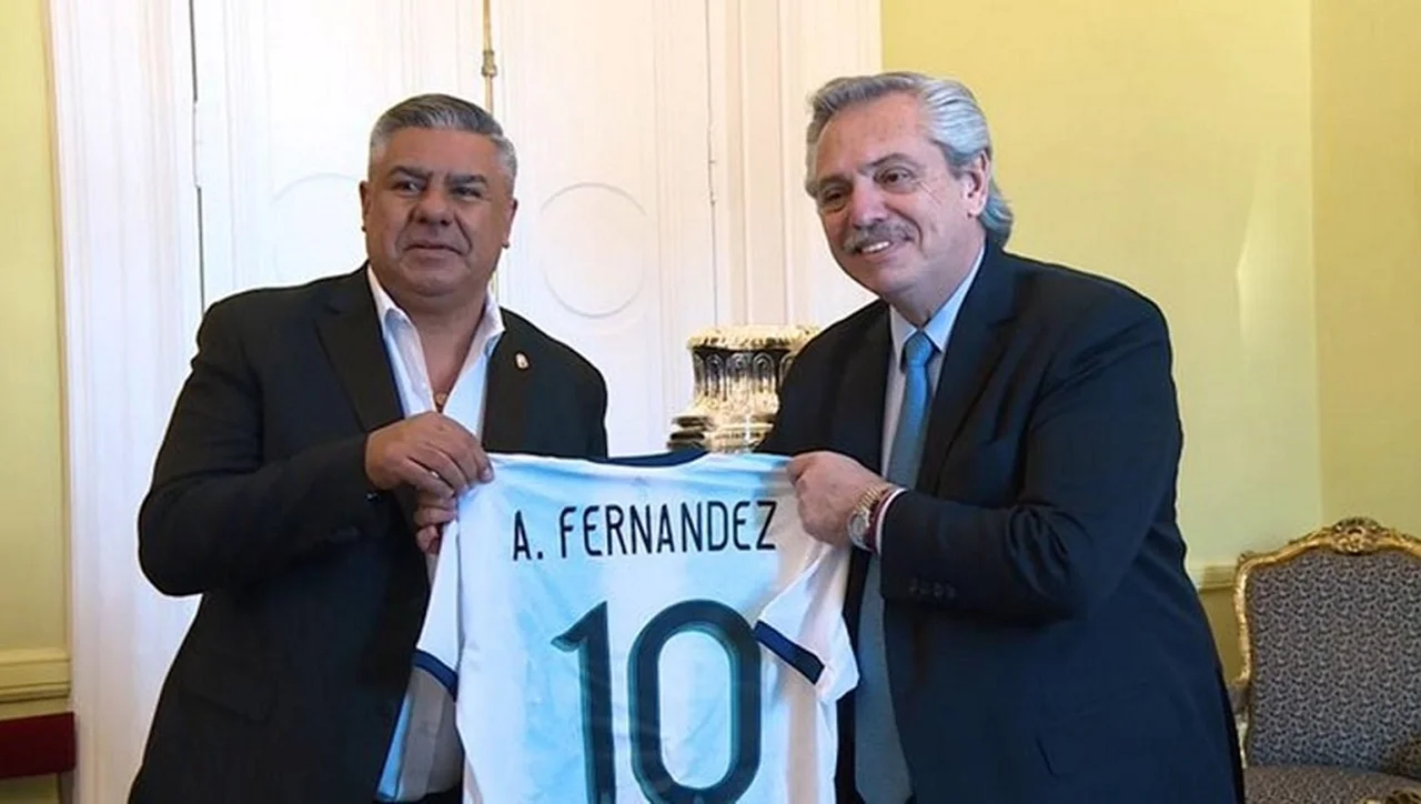 El operativo por la caravana de la Selección enfrenta a la AFA y al Gobierno: ¿a quién le apunta el "Chiqui" Tapia?