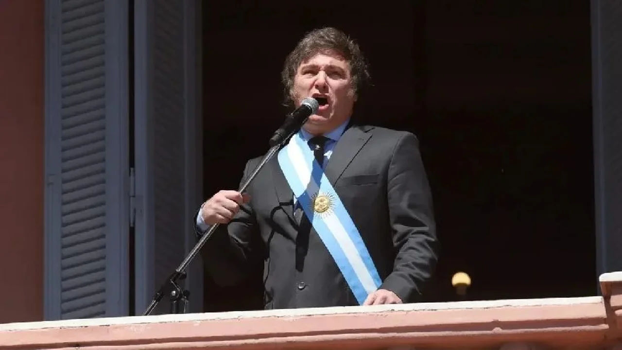 Milei celebró datos de una encuesta sobre sus ideas y medidas: "¡La gente la está viendo!"