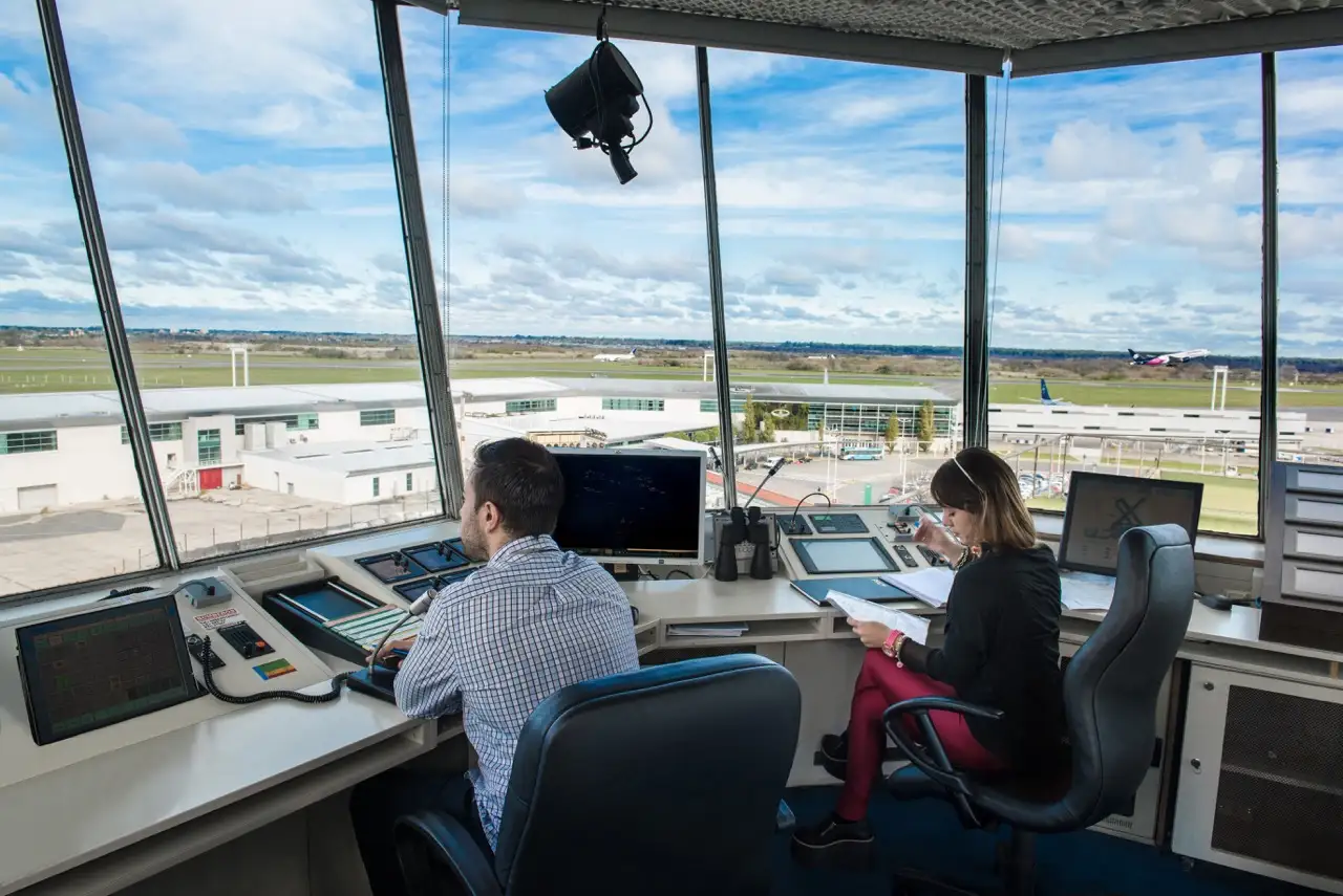 Paro del 10 de abril: los controladores se plegarán a la medida salvaje y no habrá vuelos esa jornada