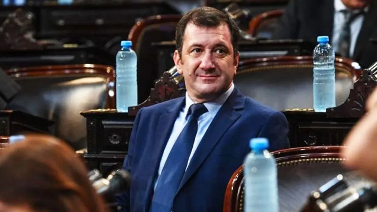 Quién es Edgardo Kueider, el senador detenido en Paraguay con más de u$s200 mil en efectivo