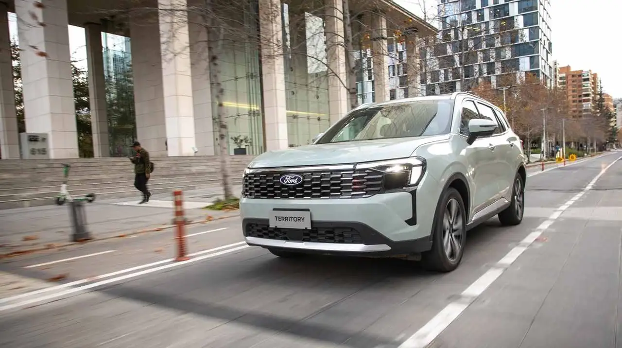 Ford lanzó el nuevo Territory 2025: cuánto sale y en qué cambió este auto SUV