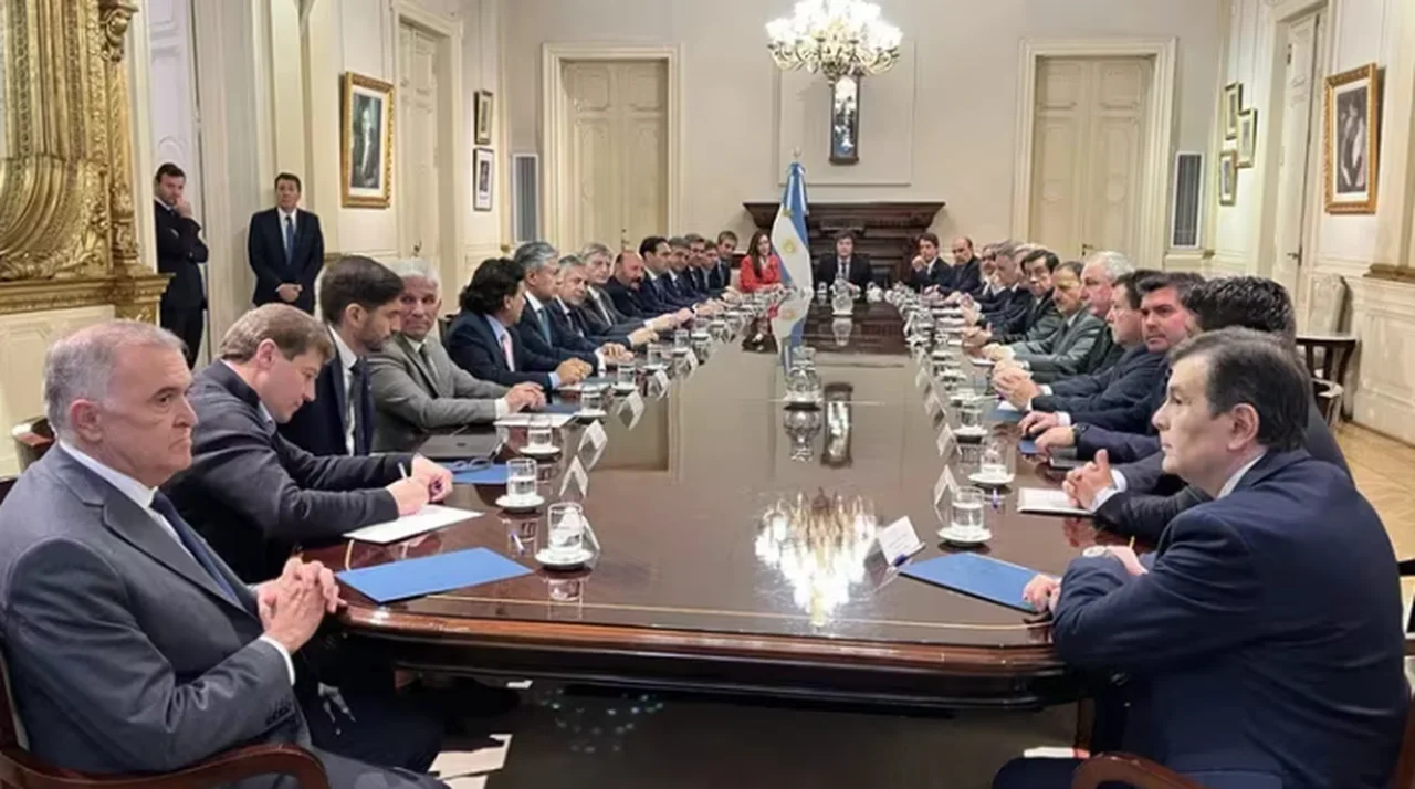 Con foco en el equilibrio fiscal, Milei cita a los gobernadores: las claves de la negociación