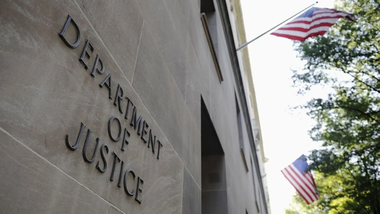 La justicia de EE.UU. disuelve su unidad de activos digitales en medio del giro regulatorio de Trump