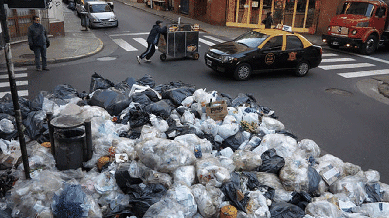 Se renovó el conflicto en el Ceamse y la Ciudad continúa repleta de basura
