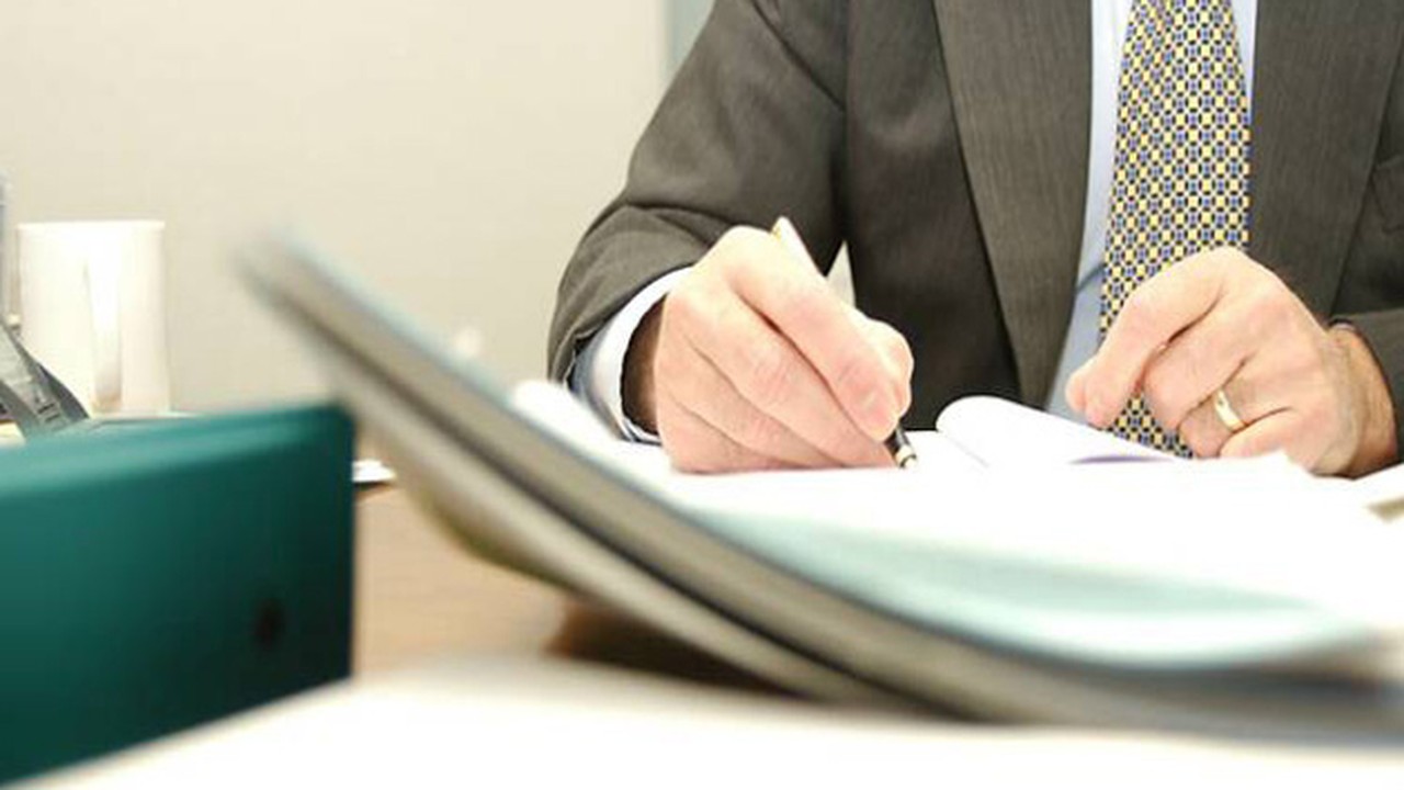 Cuánto ganan un CEO, un CFO y un Director de Recursos Humanos en Argentina