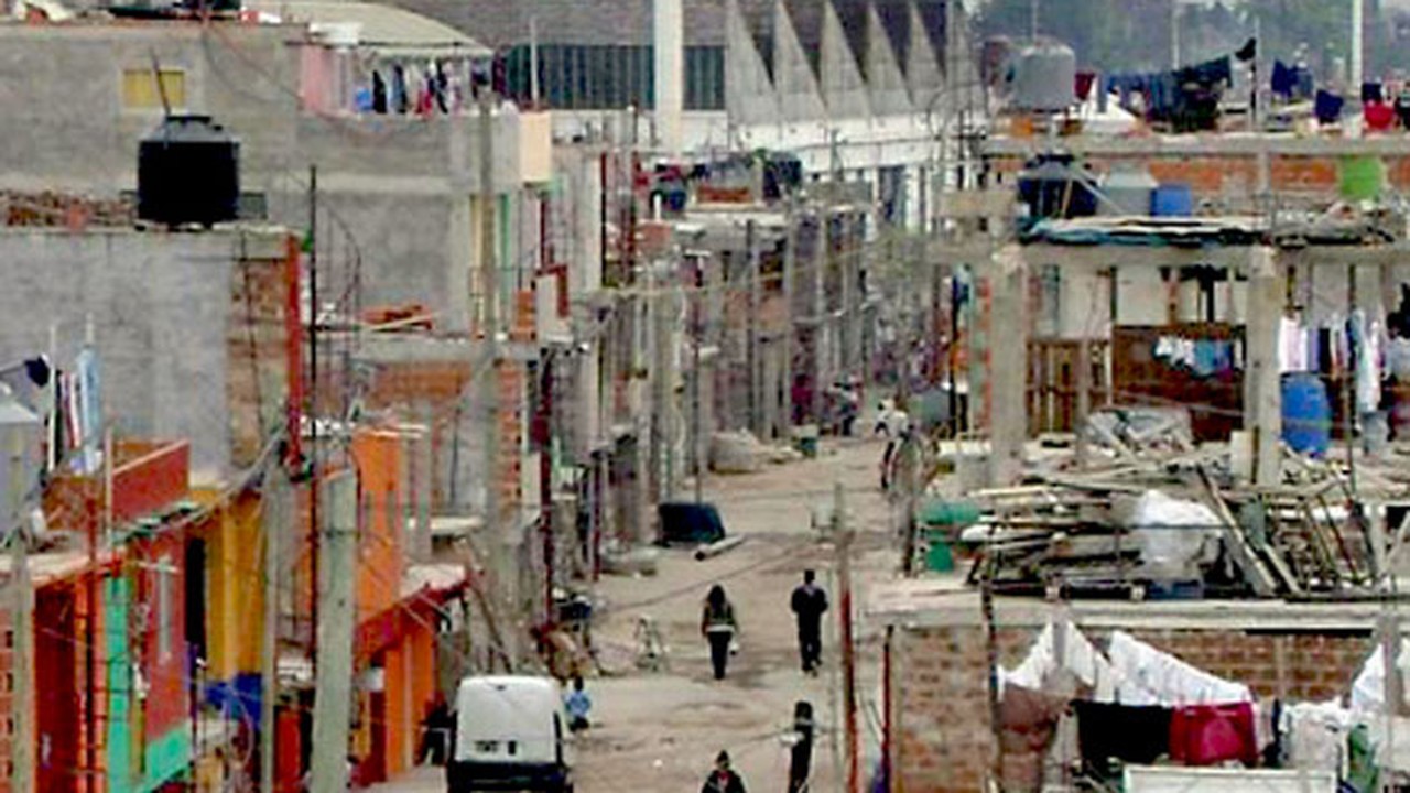 Terrenos muy codiciados: si se vendiera la Villa 31, cada familia recibiría  cerca de u$s100.000