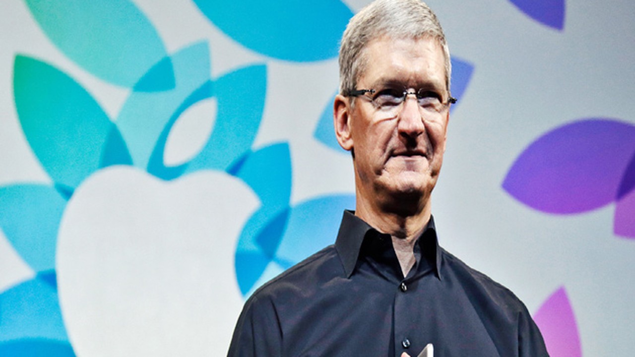 Tim Cook prueba un dispositivo que muestra el nivel de glucosa en el ...