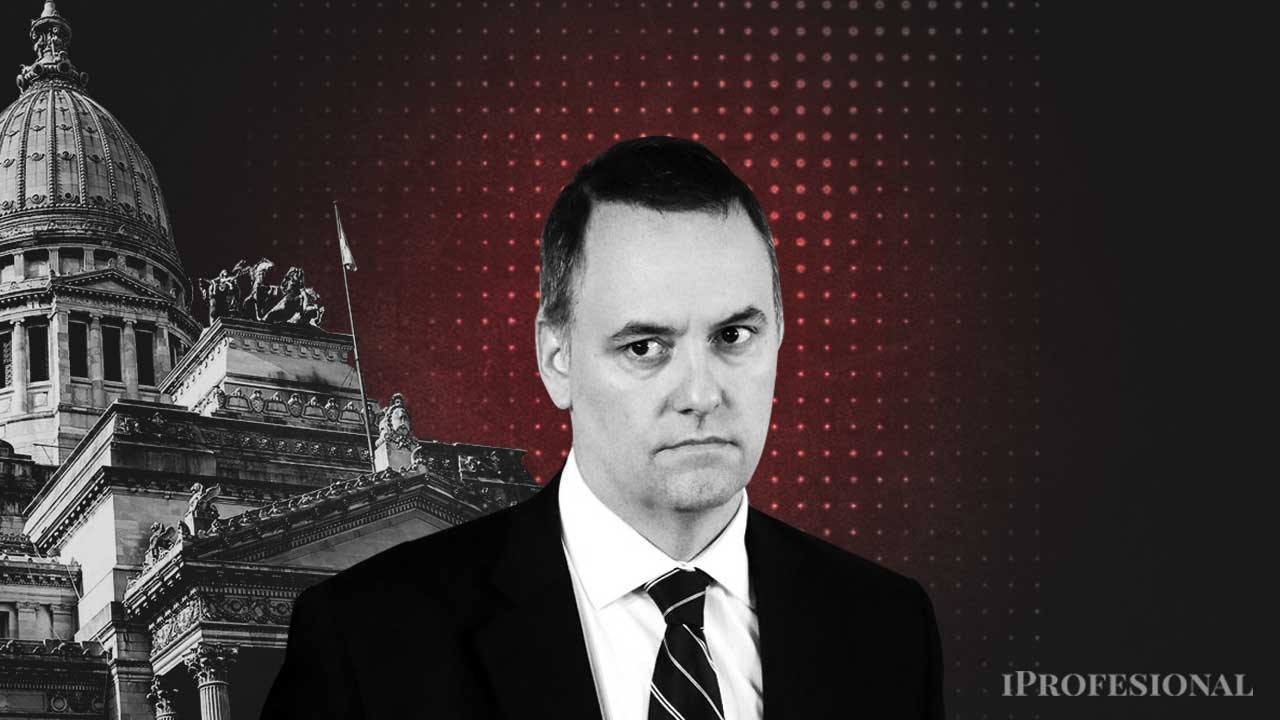 Adorni apunta a 55 diputados por incumplimiento de ética pública