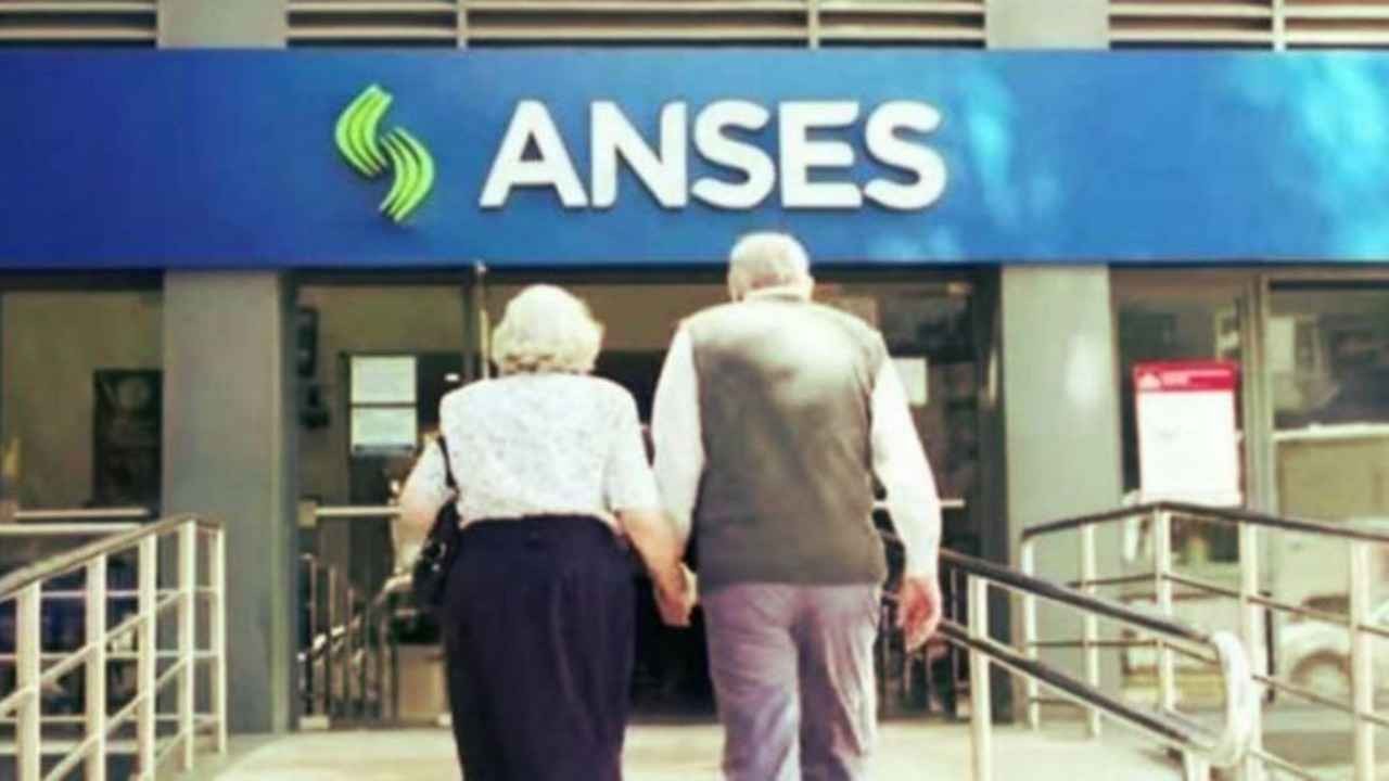 Las proyecciones oficiales para las jubilaciones de Anses en 2027 y c�mo se actualizar�n