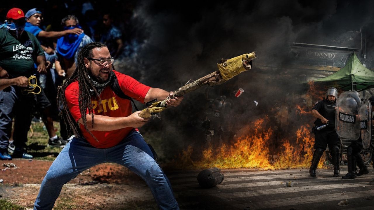 Del Gordo Mortero a la marcha universitaria: cuando el Congreso fue un campo de batalla
