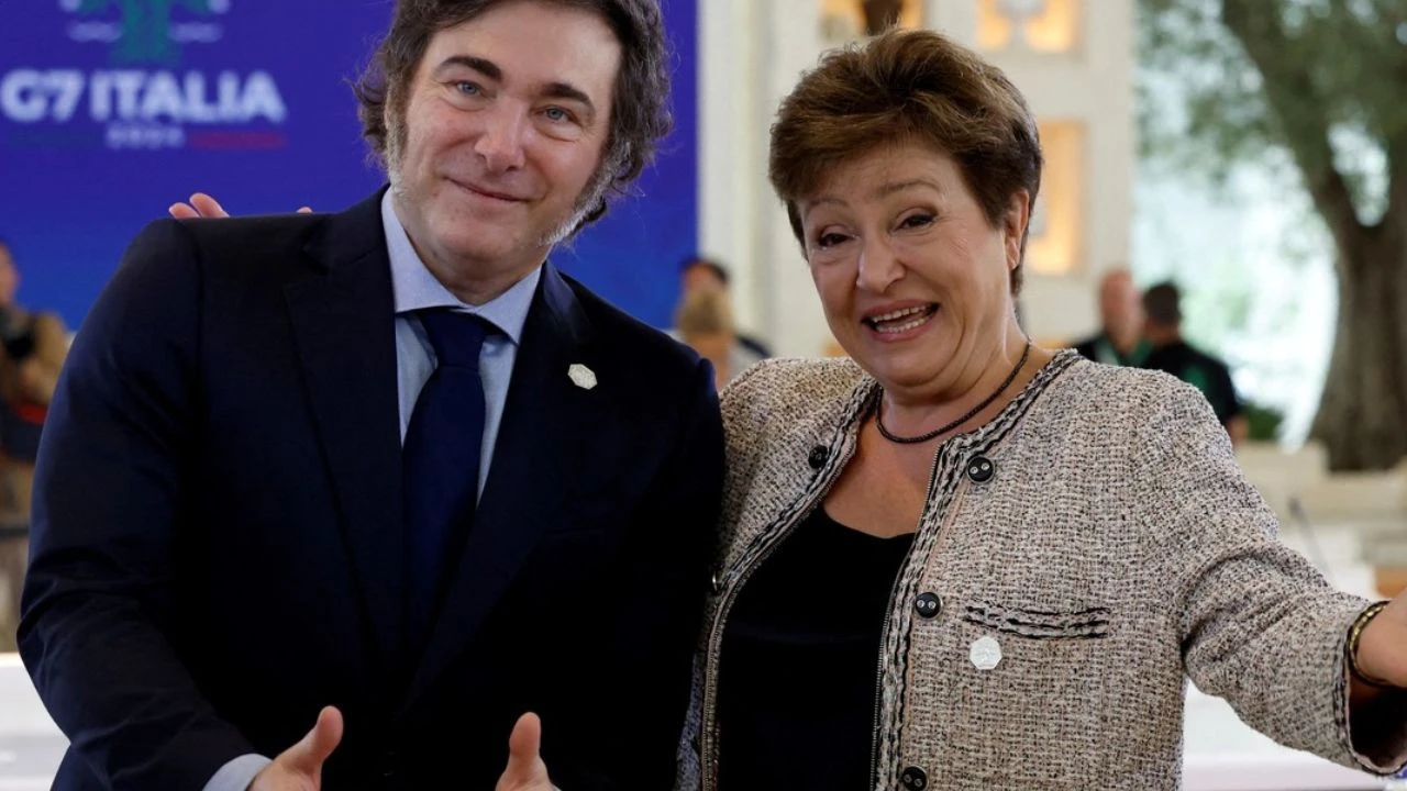 Cuál es la proyección del FMI para la economía argentina de este año y 2025