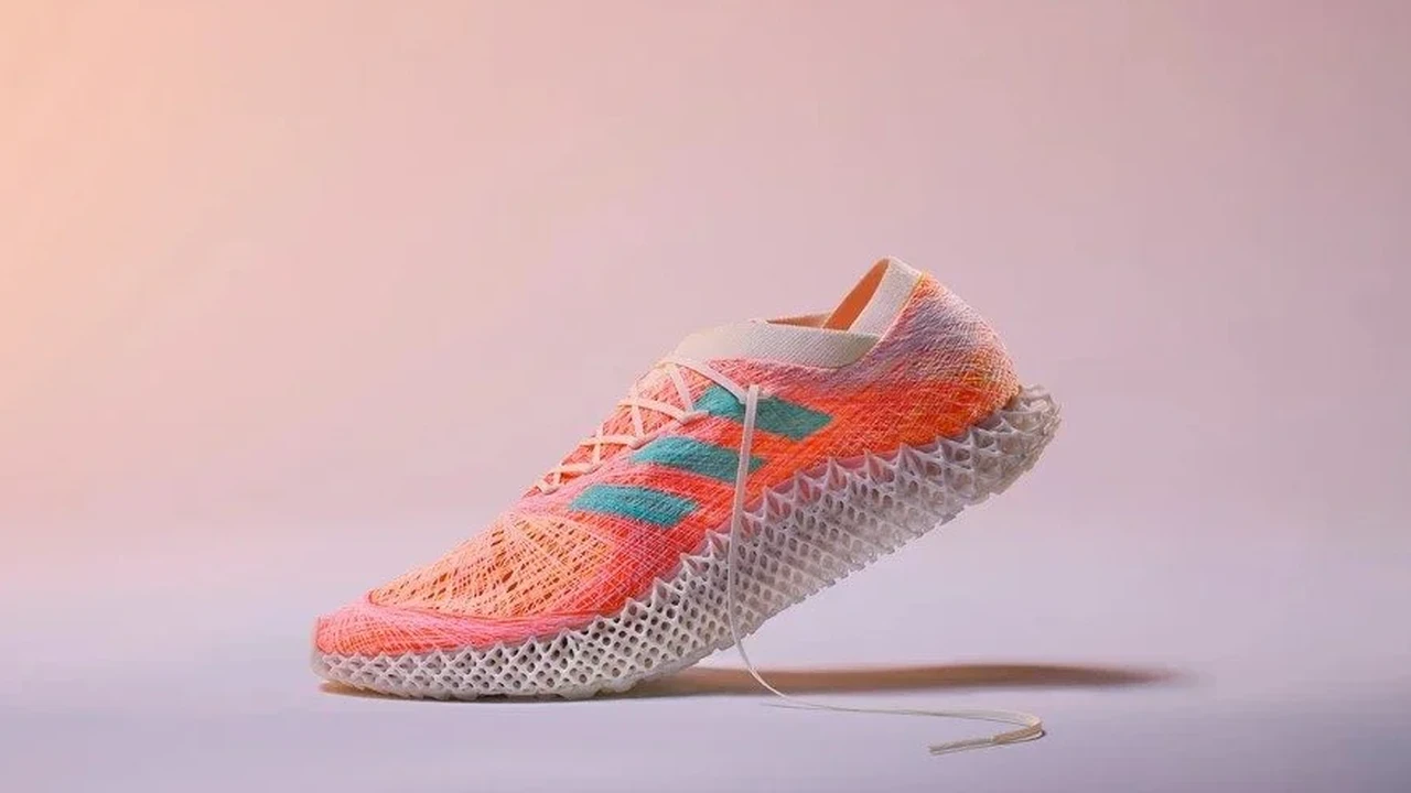 Plastico tejido el nuevo material de las zapatillas Adidas