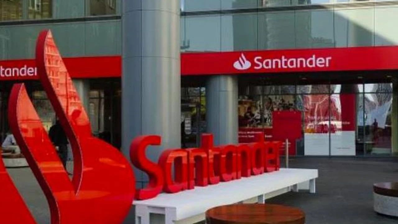 Santander deja de pedir el trámite de “fe de vida” para jubilados y ...