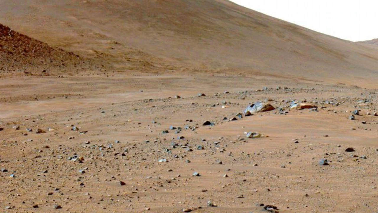 La NASA halló piedras raras que nunca antes fueron vistas en Marte