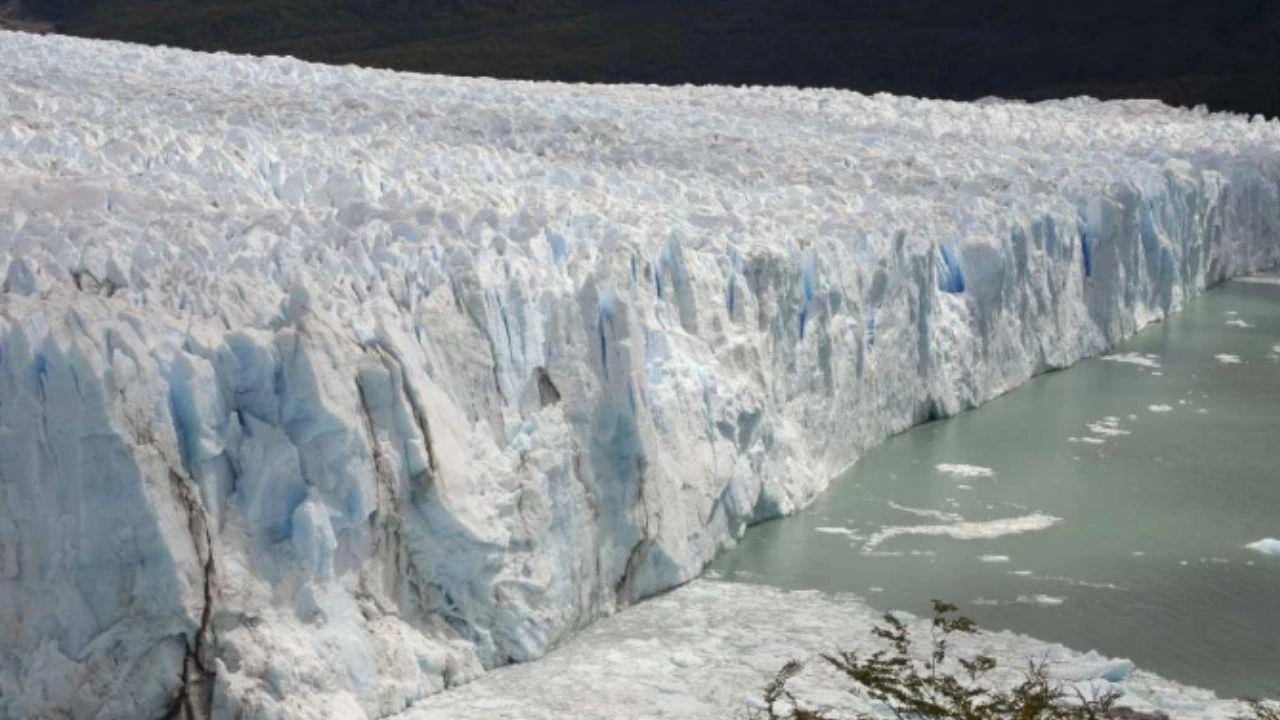 Científicos hallan que el glaciar Perito Moreno perdió contacto con el ...