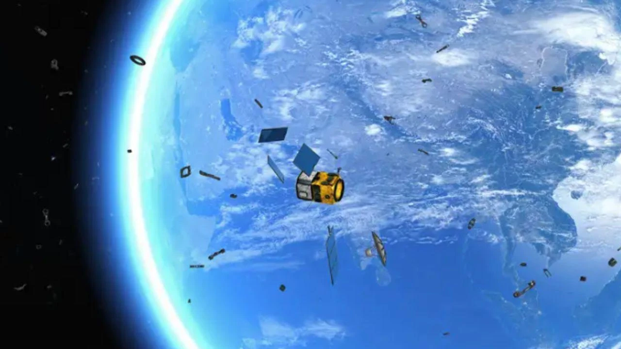Qué pasa cuando la basura espacial cae a la Tierra y la “escuchan” los ...