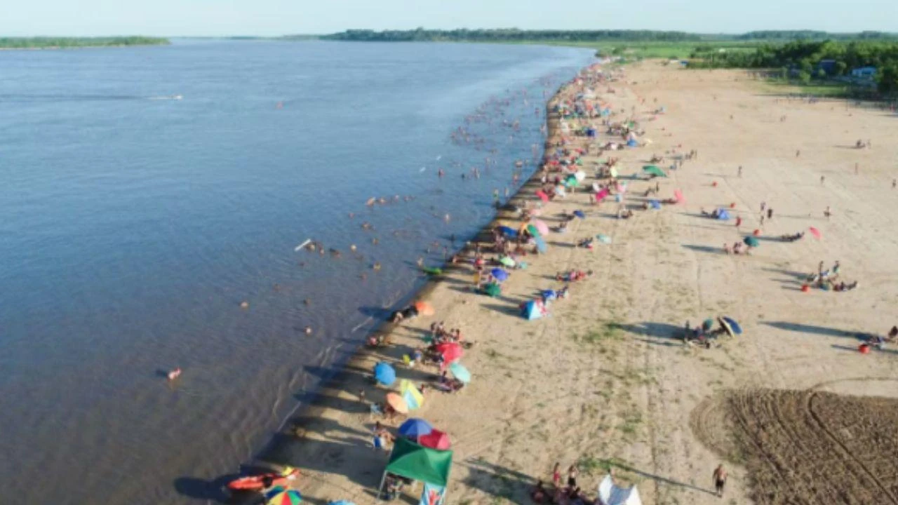 El pueblo con playa a 200 kilómetros de Buenos Aires ideal para pasar ...