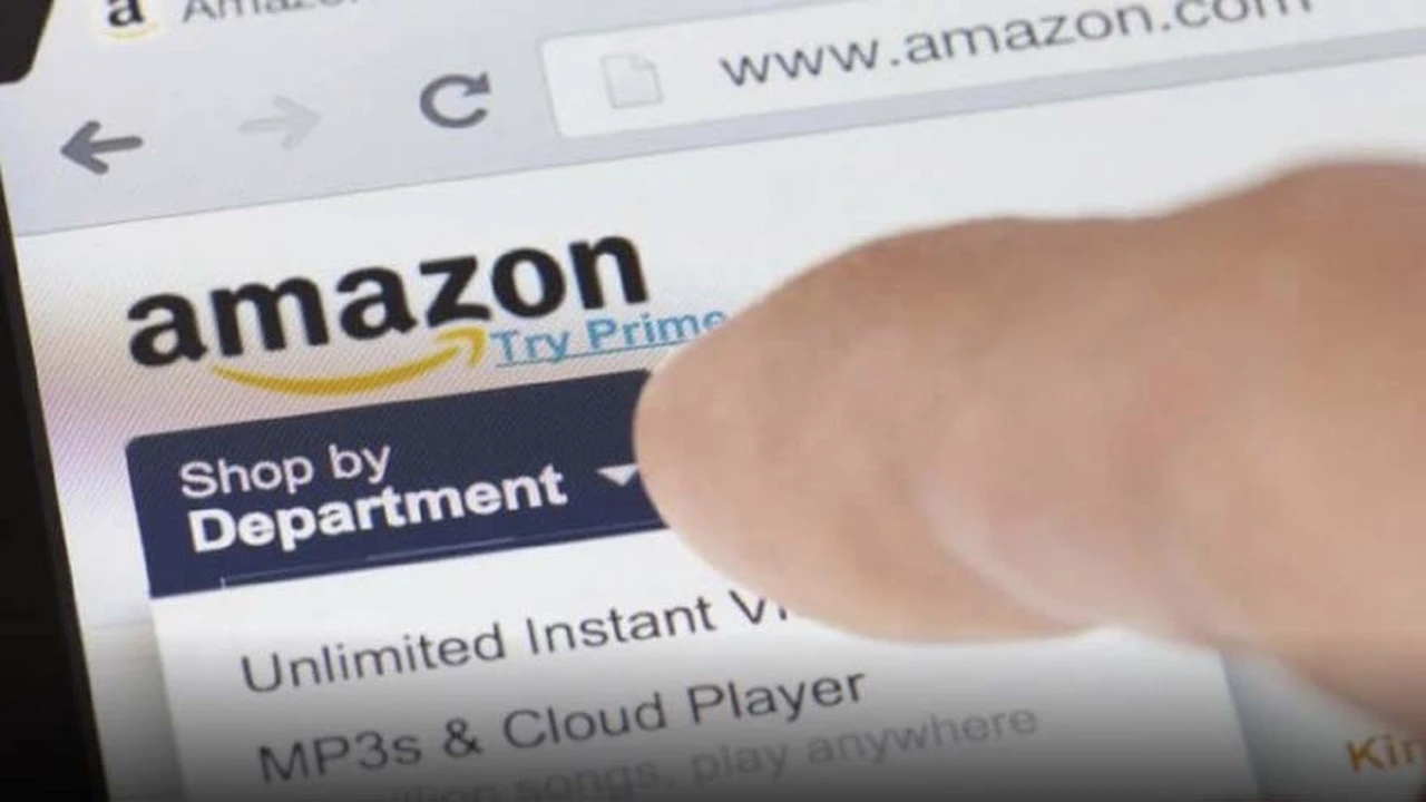Se puede comprar con tarjeta de debito outlet en amazon