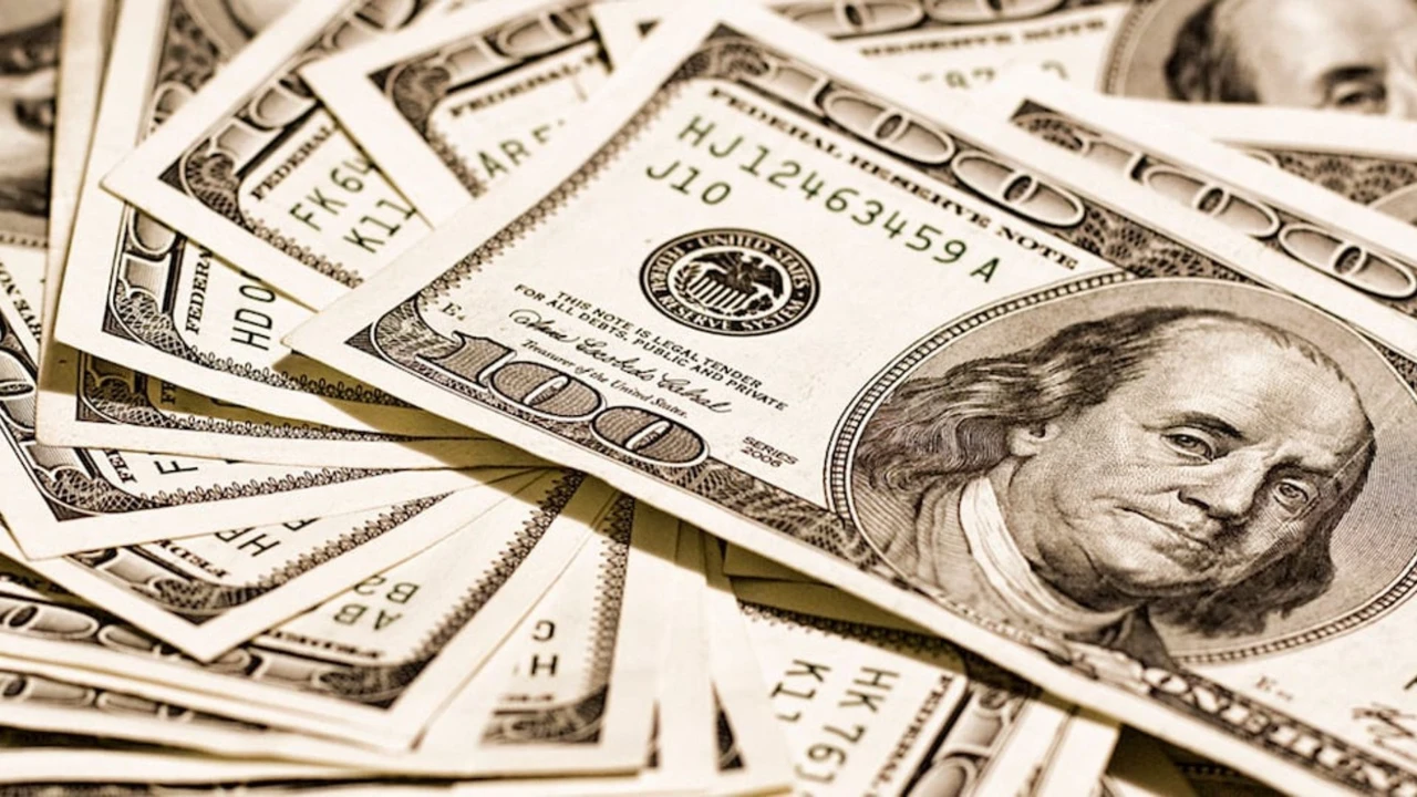 ¿Cuánto se devaluó el dólar estadounidense?