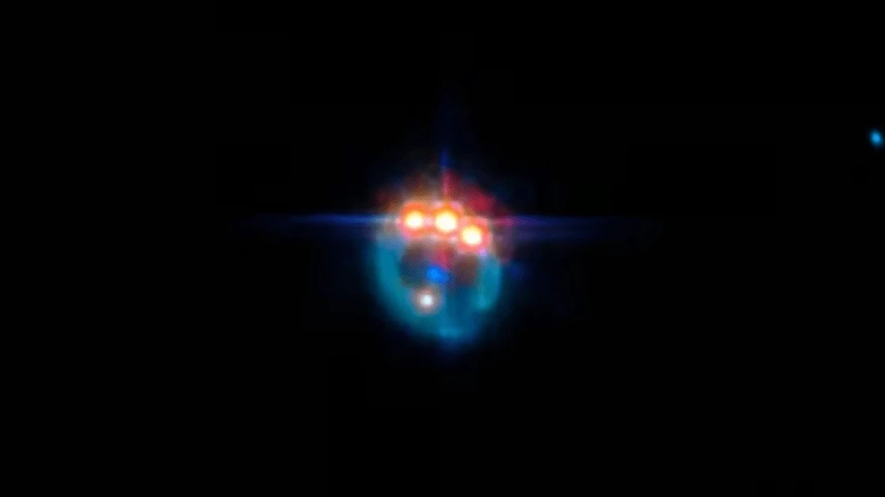 La NASA descubrió una galaxia y su agujero negro, a seis mil millones de  años luz, image size:1280x720