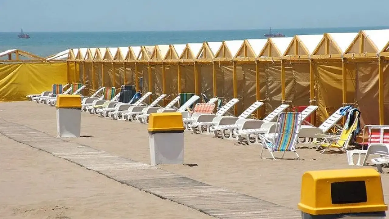 Cuánto cuesta alquilar una carpa en las playas de Mar del Plata en 2025?