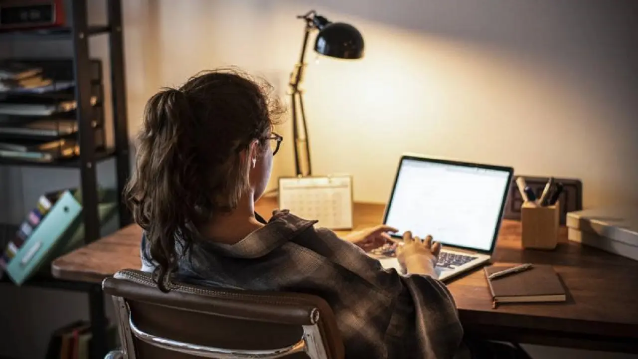 Home office y sueldo: qué cambia tras la derogación de una ley clave en la reforma laboral