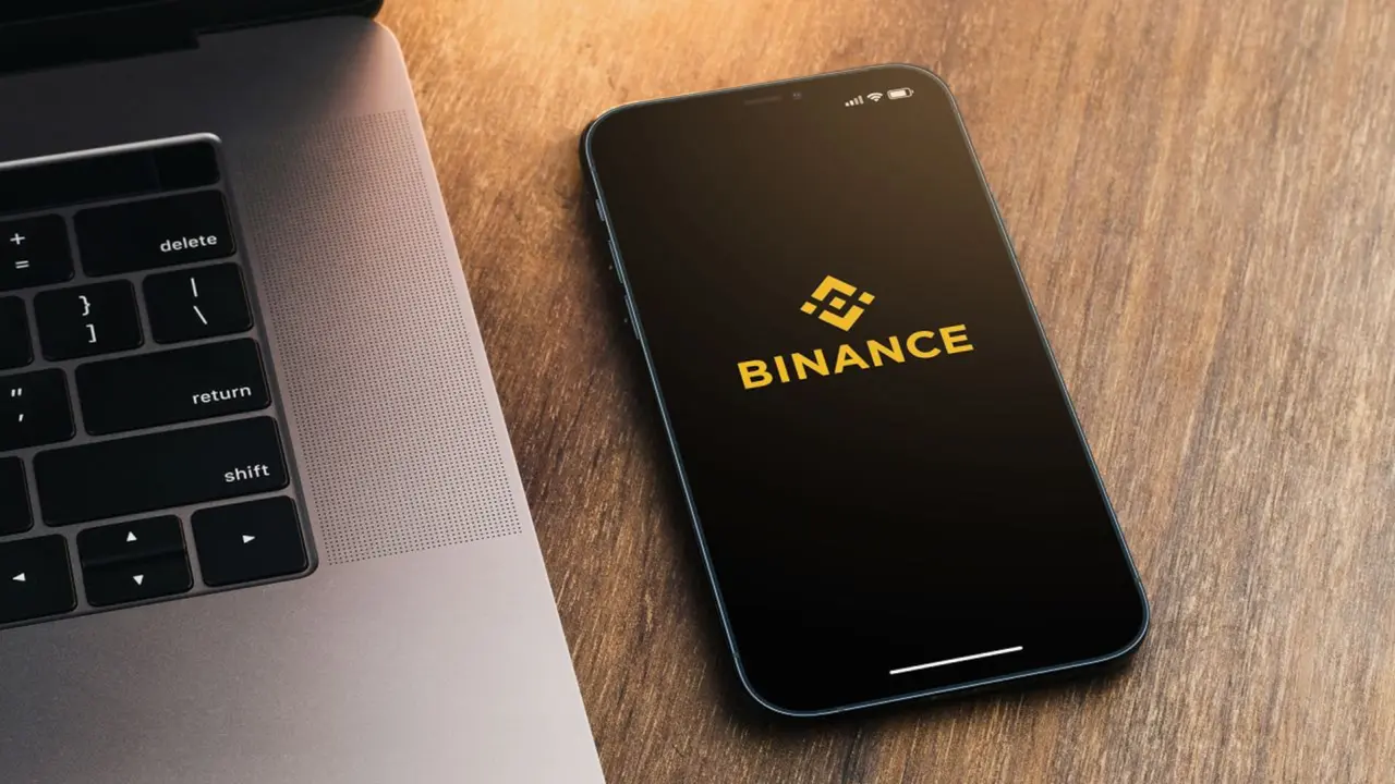 Binance lanza sus canales oficiales de WhatsApp para Am�rica Latina