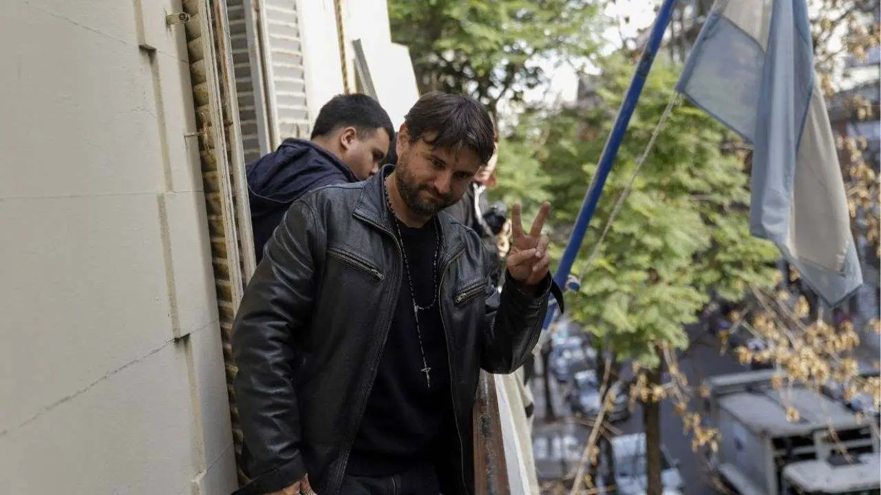 Grabois fue procesado y embargado por la toma del Instituto Per�n