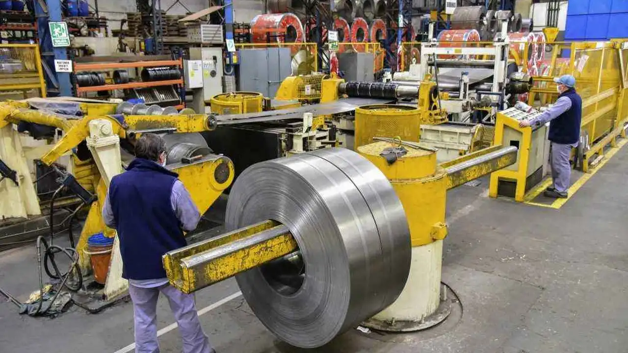 La producci�n del acero chino ya duplica la demanda de toda Am�rica Latina