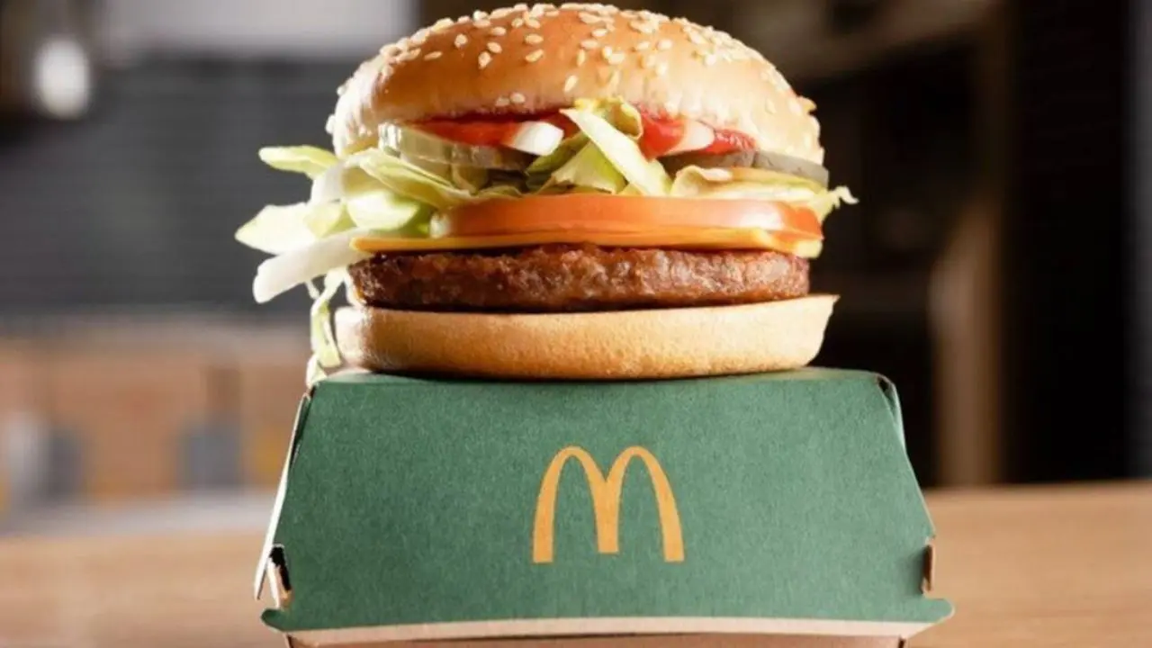 YPF se alía con McDonald's para transformar sus estaciones de servicio