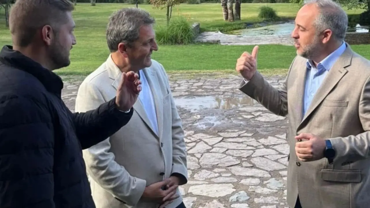 Reapareci� Sergio Massa: se reuni� con un intendente y se mostr� en Mendoza