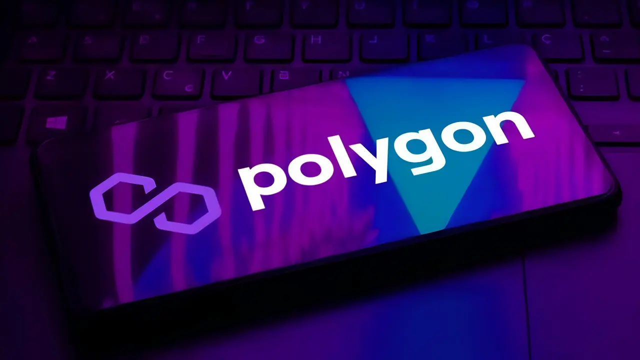 Polygon entra al sistema regulado de EEUU, pero anuncia recortes masivos