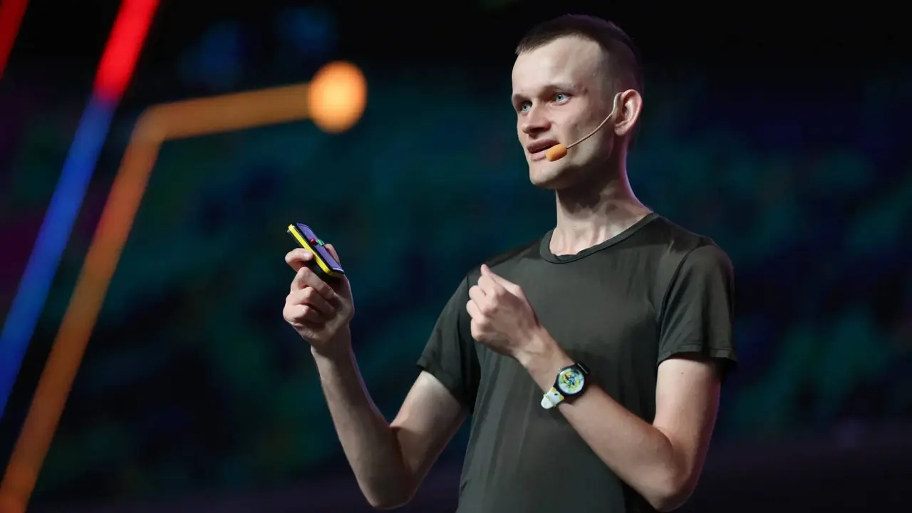 Vitalik Buterin minimiza riesgos a enfrentar por Bitcoin ante el avance de la IA