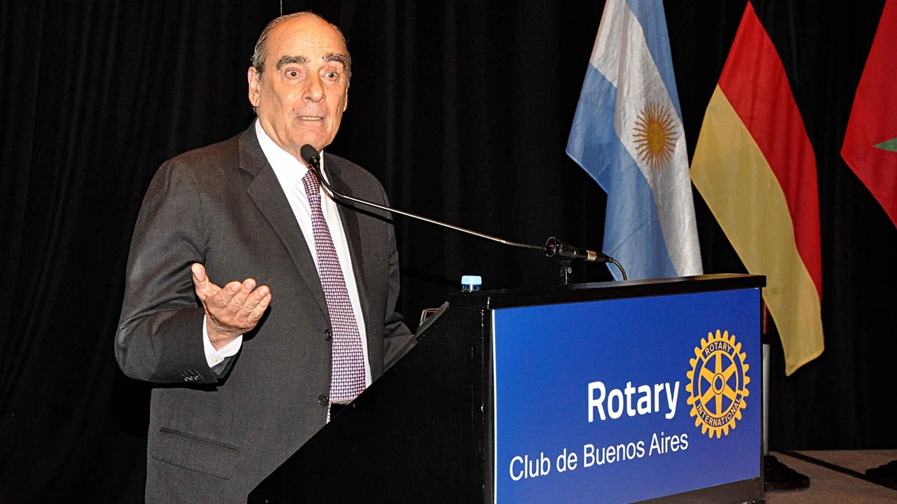 Guillermo Francos respondió a críticas de Mauricio Macri y elogió el ...