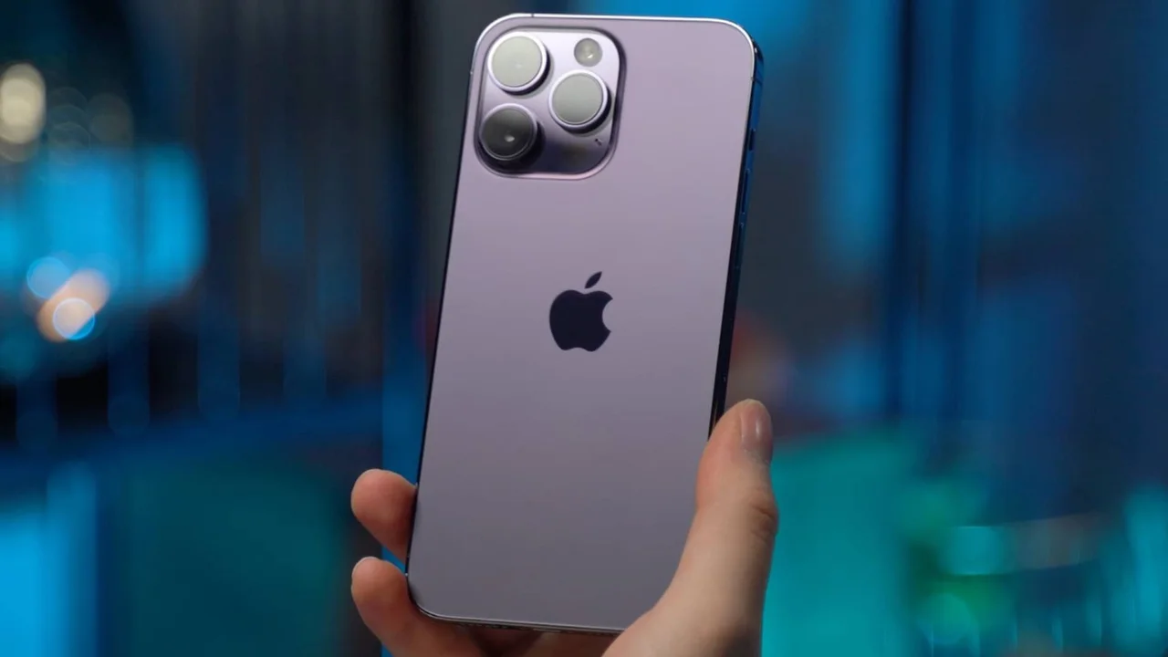 Compras internacionales: cuánto cuesta un iPhone 16 en Mercado Libre