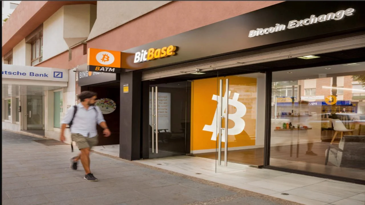 Criptomonedas: BitBase quiere abrir un nuevo local en Córdoba