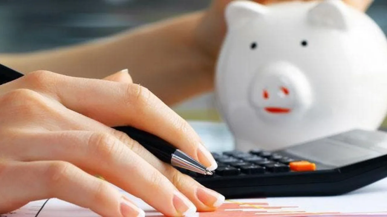 ChatGPT Transforma Finanzas Personales: Asiste en Presupuestos, Ahorros y Gestión de Deudas con IA