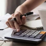 ANSES pagará en agosto una ayuda de hasta $13.000 a monotributistas: ¿cuánto le corresponde a cada categoría?