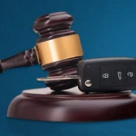 Obligación alimentaria: le embargan el auto preventivamente por posible incumplimiento