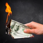 Alarmas por dólar blue: ¿hay razones para que llegue a $200 en los próximos meses?