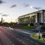 Qué carreras en la UBA prometen sueldos más altos