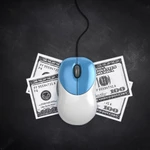 Monotributistas castigados: cuándo devolverá AFIP el impuesto del 35% al dólar, tras 10 meses de espera