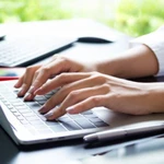 Atención empleados: claves para realizar la carga mensual web de deducciones de Ganancias 2022