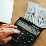 Con 1 millón de dólares en tu cuenta bancaria: ¿alcanza para vivir de intereses y dejar de trabajar?