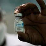 La millonaria indemnización que cobrarán las personas que sufran daños físicos por vacunarse contra el Covid