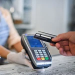 Tarjetas de crédito y débito: estos son los enemigos que las arruinan… y no son las deudas