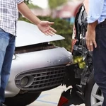 Qué tenés que hacer si te choca un auto que carece de seguro contra terceros