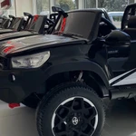 Toyota lanzó una Hilux mini, la versión para niños de su icónica camioneta: cuánto cuesta